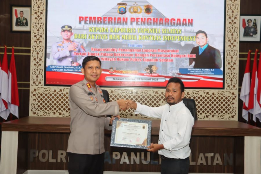 Awal Tahun, Kapolres Tapanuli Selatan Terima Penghargaan Aktivis Ham Kontras Independent