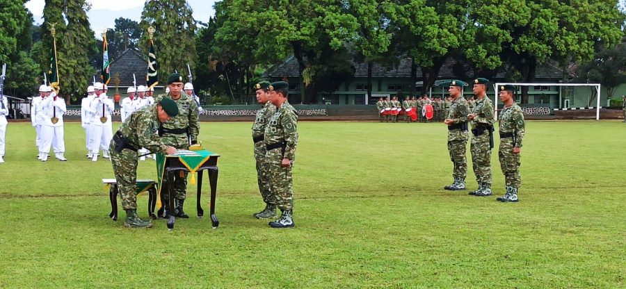 Dandim 0818 Hadiri Serah Terima Jabatan Danbrigif Kostrad dan Raider