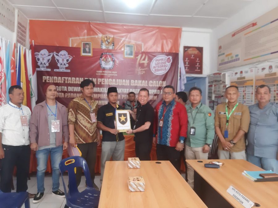 Serahkan Berkas Bacaleg Ke KPU, DPD Partai Ummat Sidimpuan Ingin Rebut 3 Kursi Legislatif Pada Pemilu 2024!