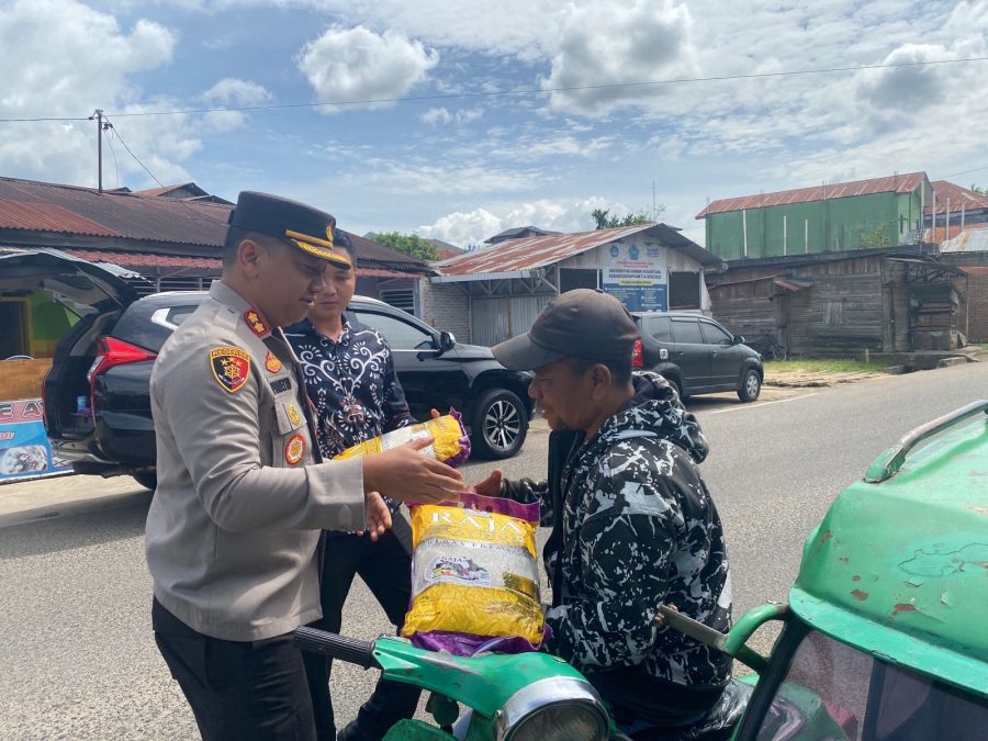 Jumat Curhat, Kapolres PSP kembali temui Parbetor dan bagikan paket Sembako.