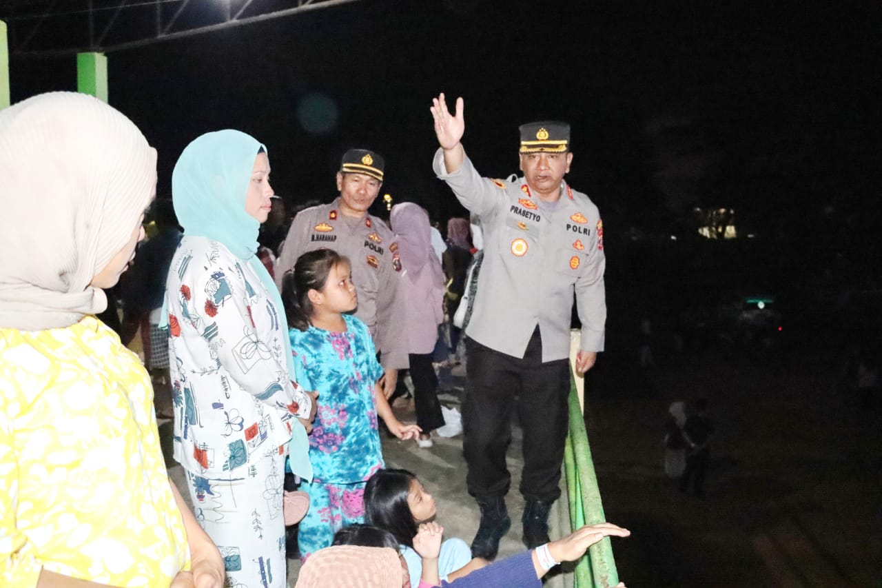 Konser Armada Band Pukau Fans di Kota Padangsidimpuan Kapolres Turun Lapangan Pimpin pengamanan ‼️