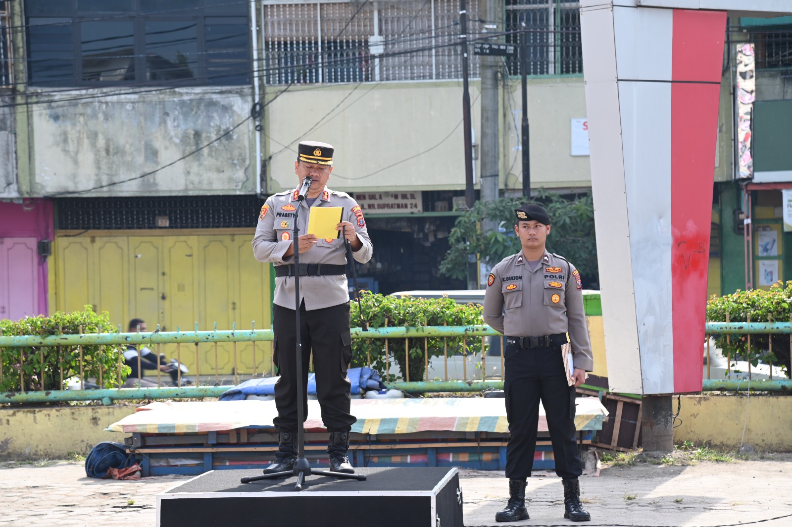 Kapolres Padangsidimpuan Pimpin Apel Siskamling HARKAMTIBMAS Jelang Pemilu Serentak 2024