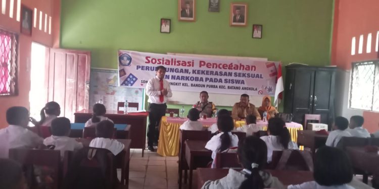 Jadi Narasumber, Ipda Asjul Pane Minta Siswa SD Jangan Lakukan Perundungan