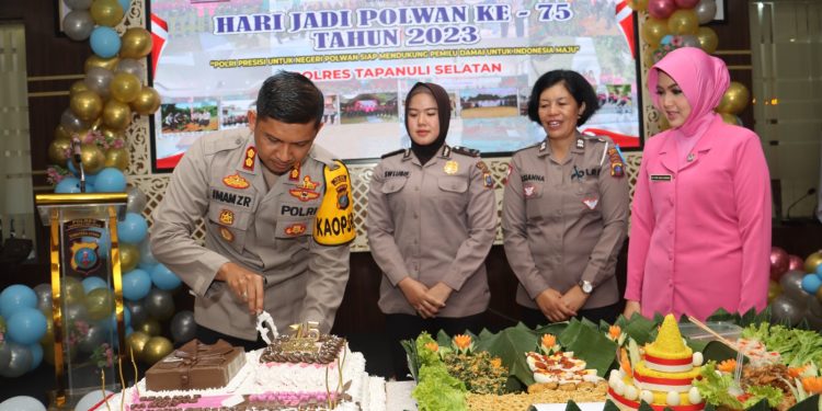 Syukuran HUT Polwan ke-75, Kapolres Tapsel : Jaga Nama Baik dan Kehormatan Polri