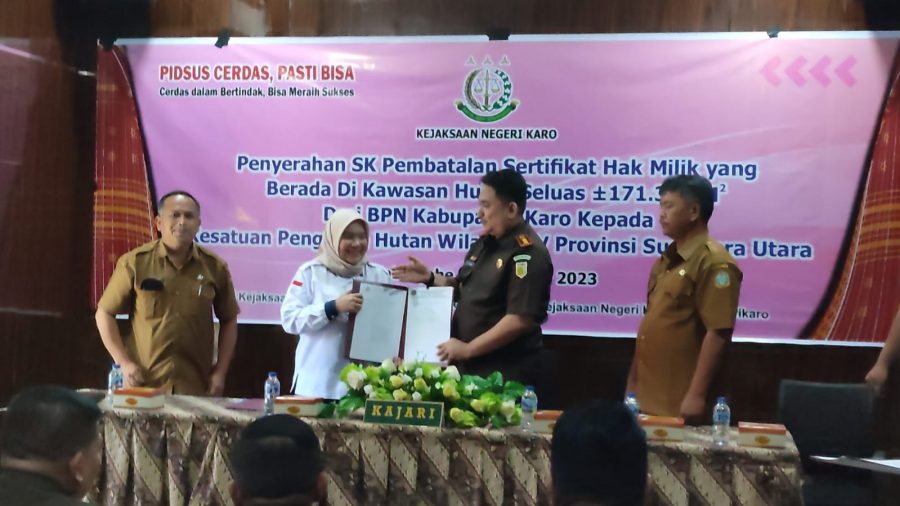 Mantap, Kejari Karo Fasilitasi Pengembalian Aset Negara Berupa Tanah Kawasan Hutan Bernilai Seluas 17 Hektar!!