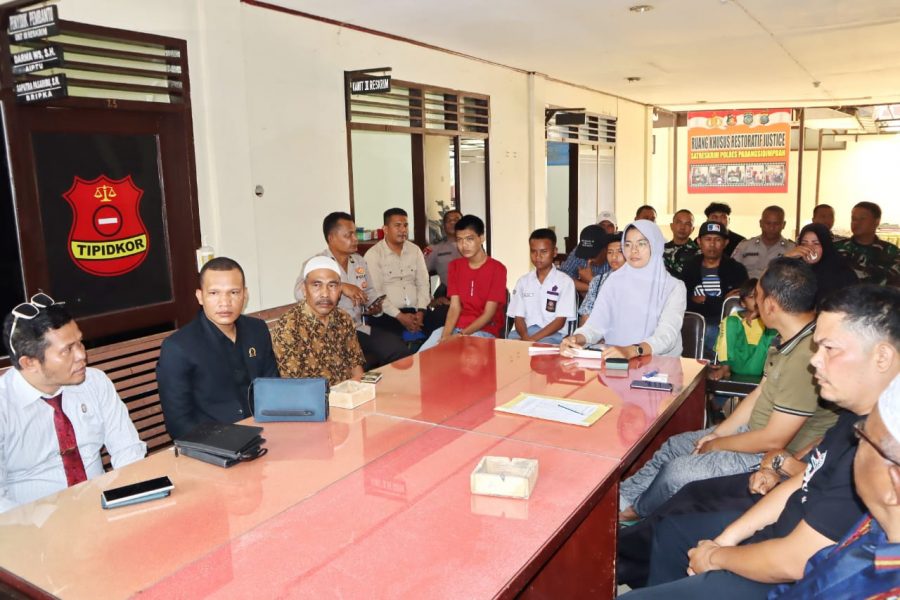 Polres Padangsidimpuan fasilitasi Pertemuan Kedua Belah pihak Atas Kasus Viral Penganiayaan Seorang Pelajar!