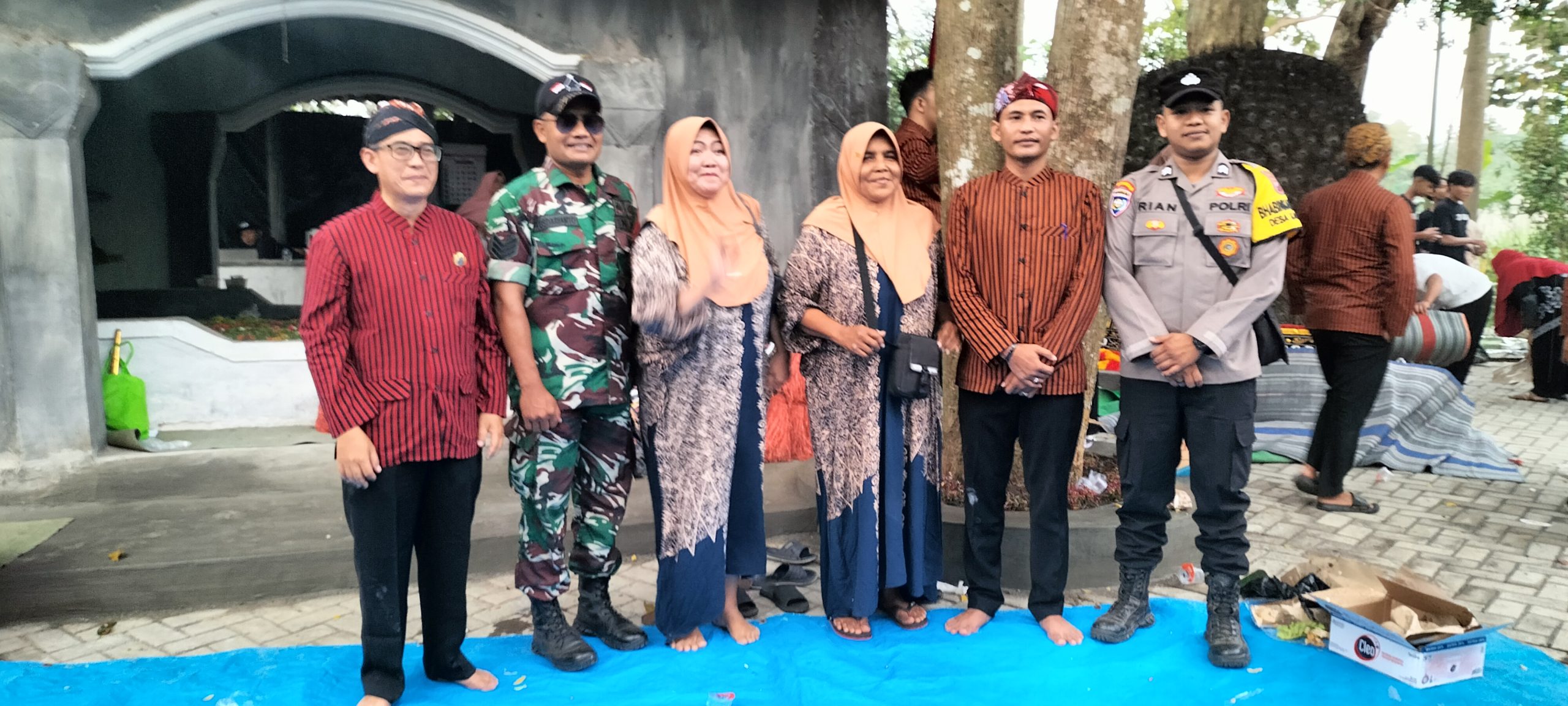 Bersih Deso Kalipare, Kirab Tumpengan ke Punden Mbah Njowo