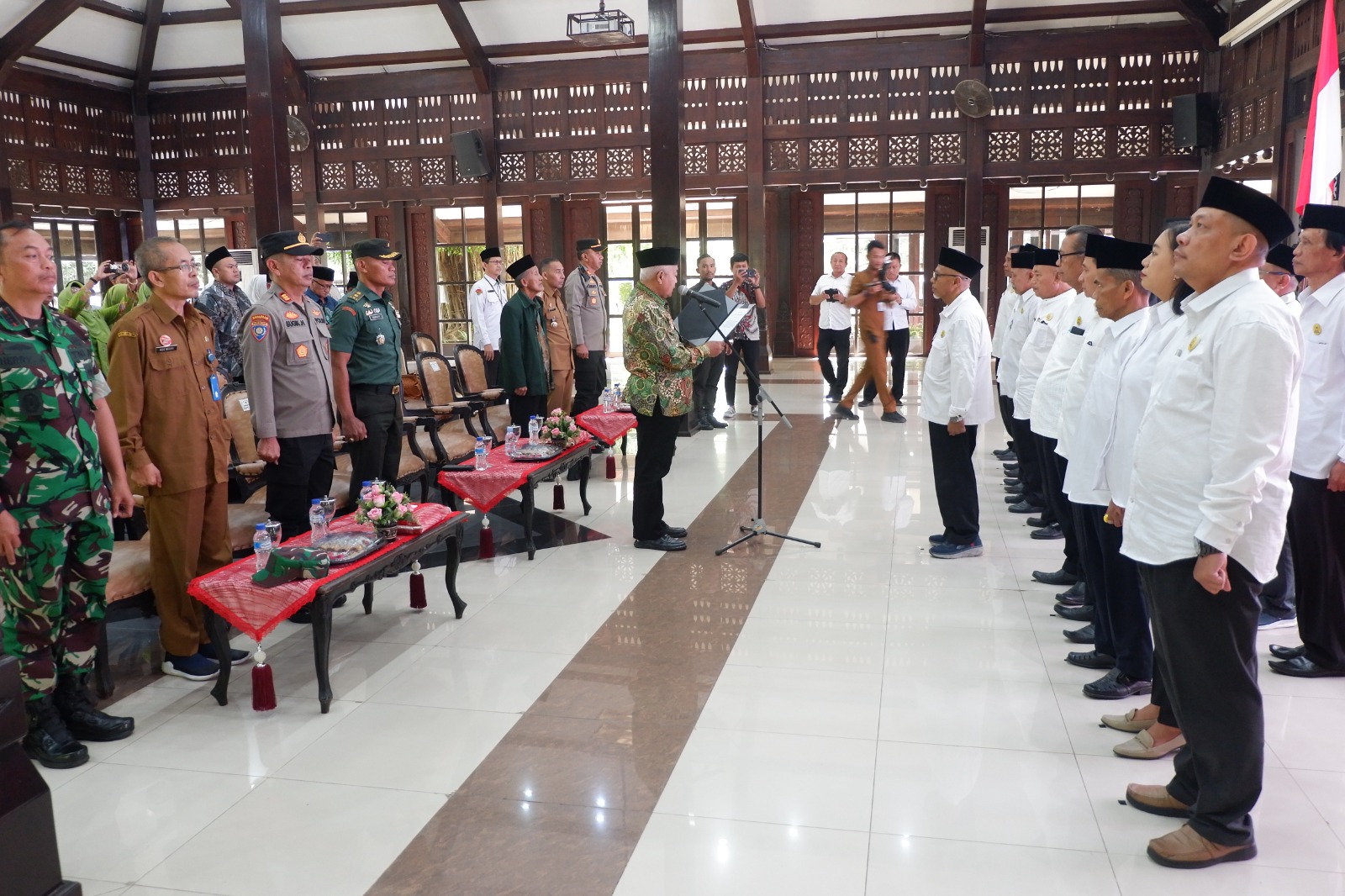 Mayor Czi Supa’ad Hadiri Pengukuhan Pengurus FKUB Antar Agama