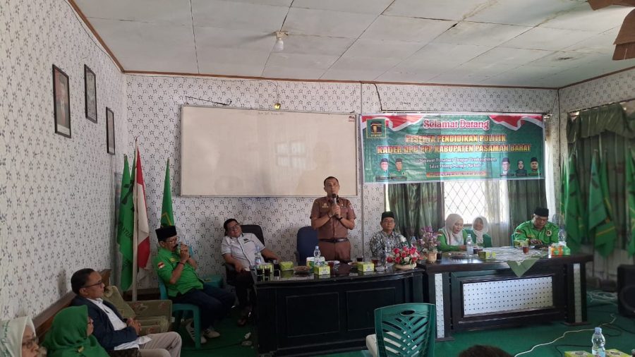 KESBANGPOL Pasaman Barat Yosmar Difia Mengungkapkan Pentingnya Bagi Masyarakat Pembelajaran Politik