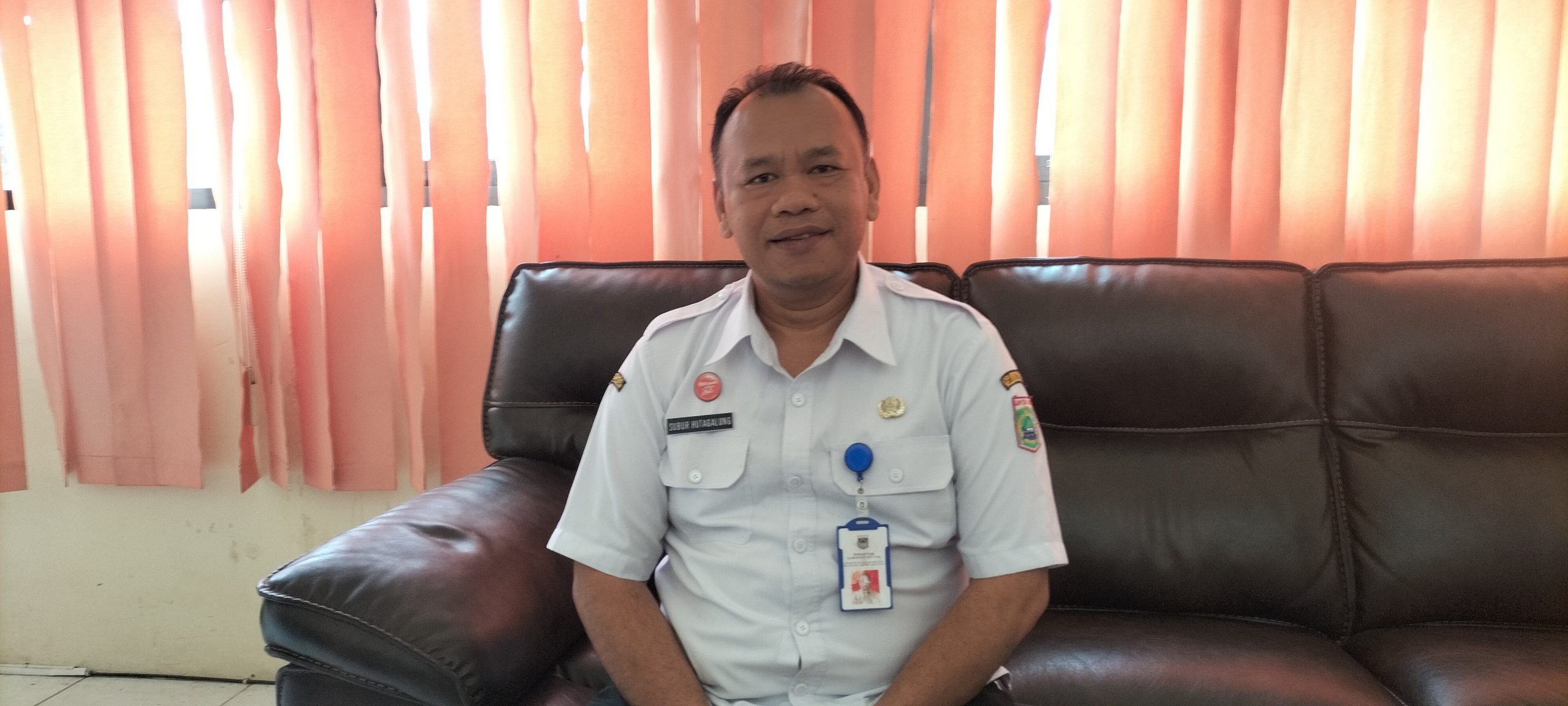 Dinas Perijinan Kab. Malang Tertibkan Reklame Tanpa Berijin Bersama Tim 