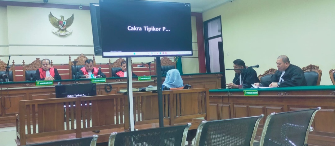 Terdakwa Neng Tiwik, Optimistis Hadapi Putusan Majelis Hakim Pekan Depan SURABAYA.