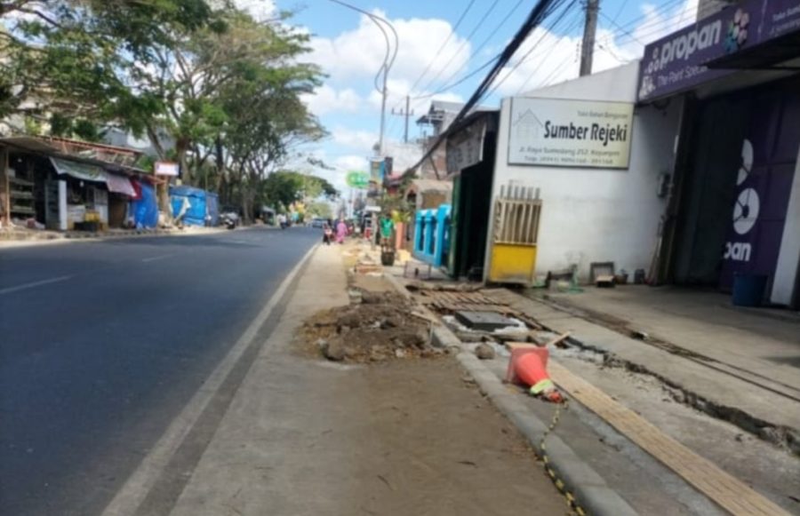 Pembangunan Drainase Lanjutan di Cempokomulyo Dukung Peningkatan Pengaliran Air