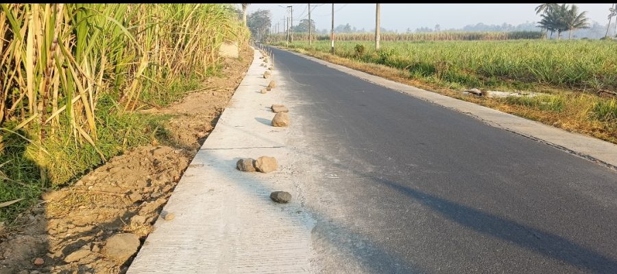 Jalan Raya Desa Ganjaran Dibangun Pelebaran Tembus Putat Lor
